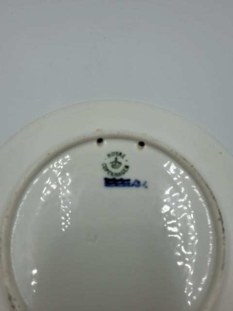 Royal Copenhagen Juleplatte 1916